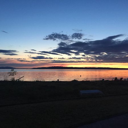 Maxwelton Beach Sunsets! Kayaks & Paddleboards! 1 Min Walk To The Water! Clinton Exteriér fotografie